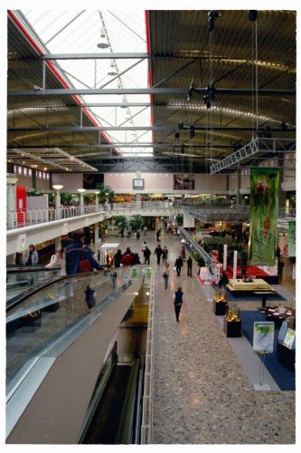 Centre commercial Balexert Genève : 115 magasins et boutiques