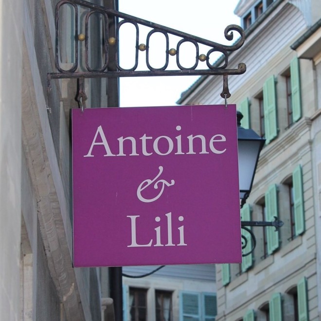 Antoine et Lili Genève - Vêtements colorés et accessoires